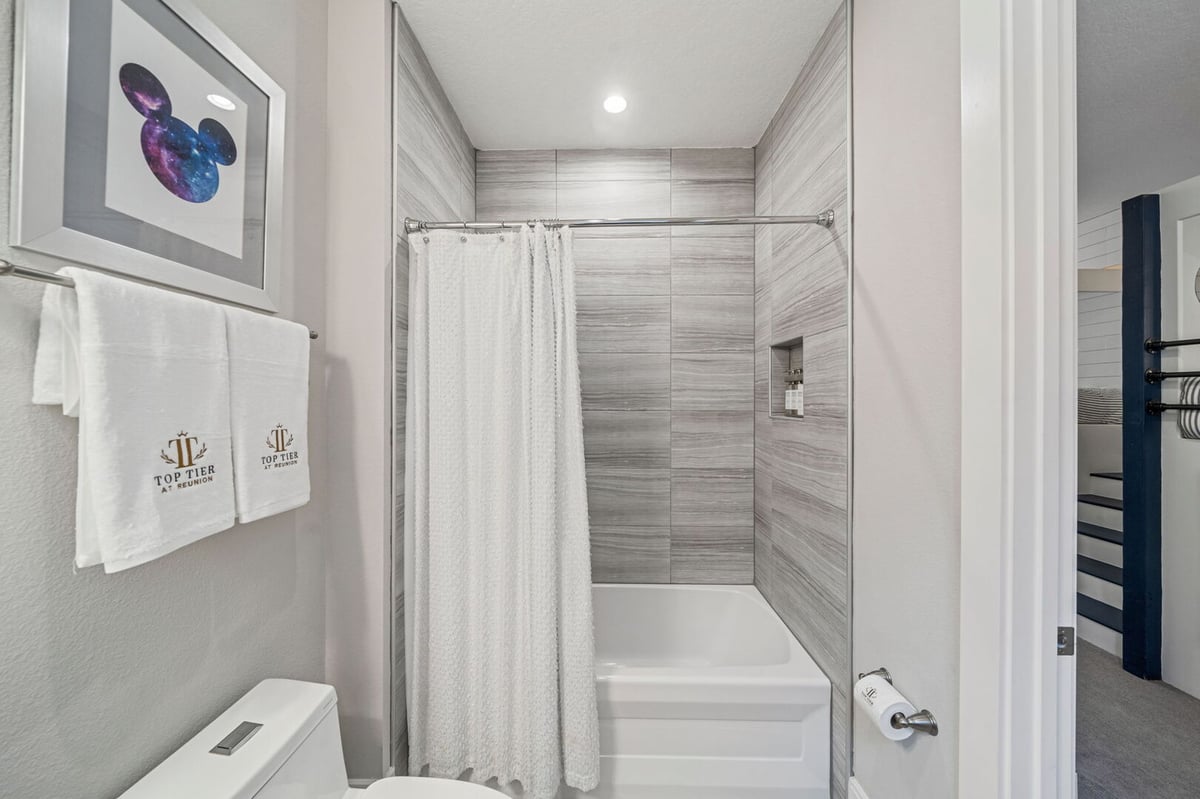 Reunion Tropical Retreat