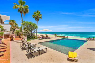 Luxury Villa Photo #2