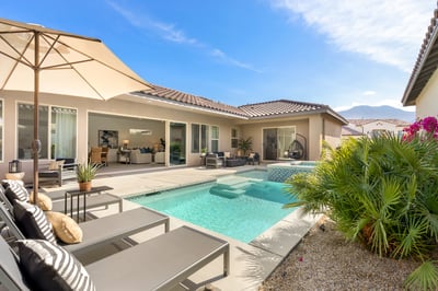 Luxury Villa Photo #4