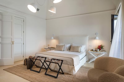 Luxury Villa Photo #47