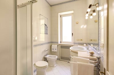 Luxury Villa Photo #41