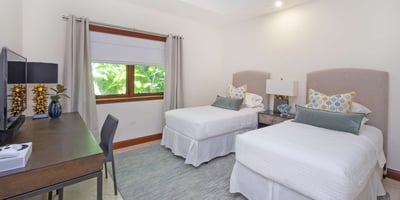 Luxury Villa Photo #24