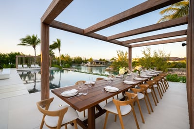 Luxury Villa Photo #18