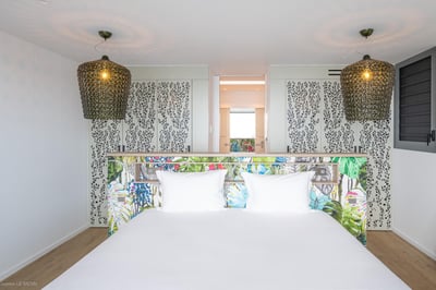 Luxury Villa Photo #16