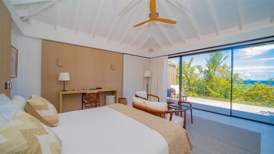 Luxury Villa Photo #50