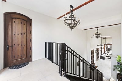 Luxury Villa Photo #26