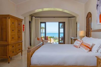 Luxury Villa Photo #36