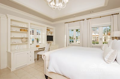 Luxury Villa Photo #25