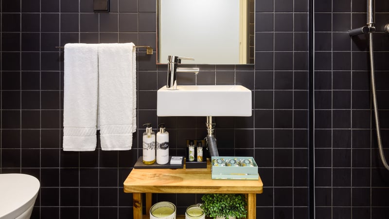 Douro Riverfront Villa