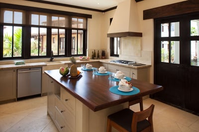 Luxury Villa Photo #9