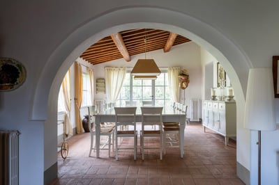 Luxury Villa Photo #11