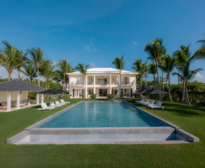 Luxury Villa Photo #2