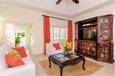 Luxury Villa Photo #19