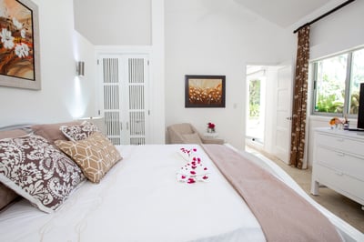 Luxury Villa Photo #43