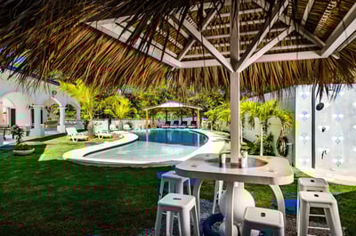 Luxury Villa Photo #7