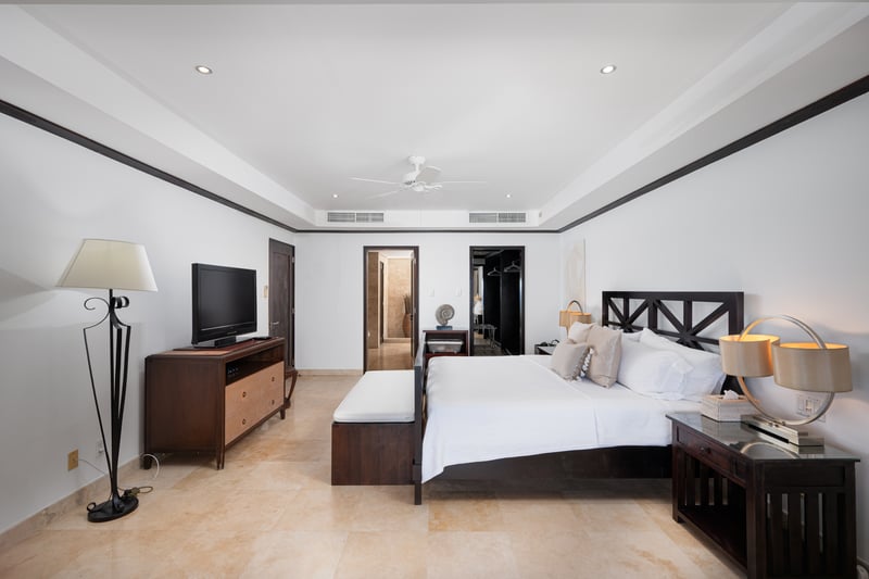 Coral Cove Penthouse 15