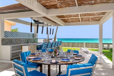 Luxury Villa Photo #11