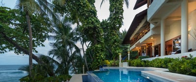 Luxury Villa Photo #2