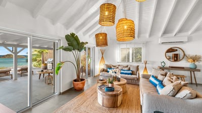 Luxury Villa Photo #16