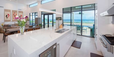 Luxury Villa Photo #18