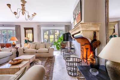 Luxury Villa Photo #23