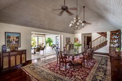 Luxury Villa Photo #8