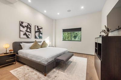 Luxury Villa Photo #30