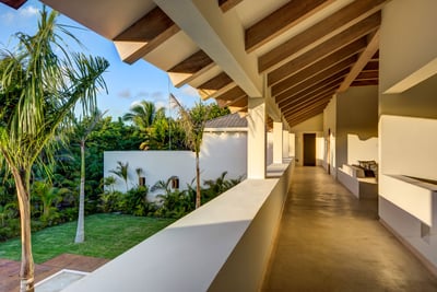 Luxury Villa Photo #14