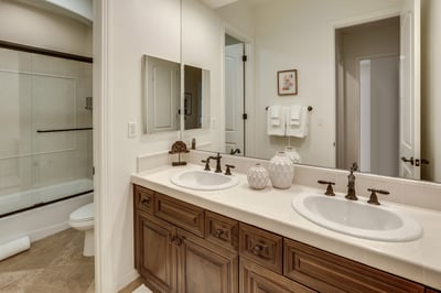 Shared bath with shower/tub combo