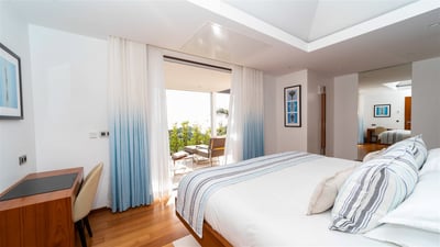 Bedroom 3: King size bed, air conditioning, ceiling fan, HD-TV, dish network, safe, dressing ro