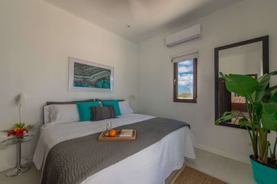 Luxury Villa Photo #10