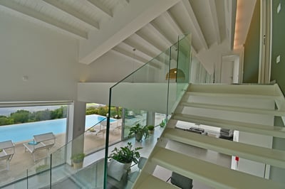 Luxury Villa Photo #13