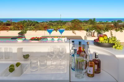 Luxury Villa Photo #19