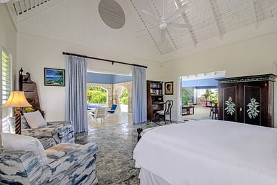 Luxury Villa Photo #24