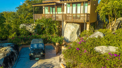 Luxury Villa Photo #47