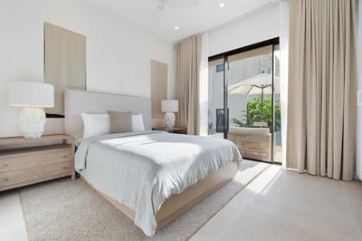 Luxury Villa Photo #24