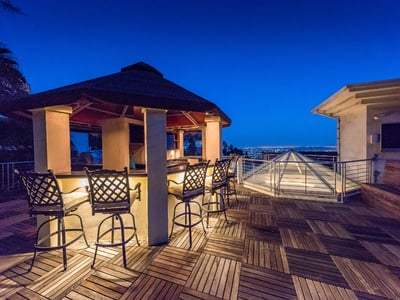 Luxury Villa Photo #13