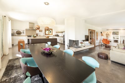 Luxury Villa Photo #13