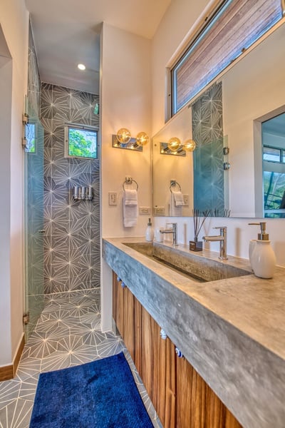 Luxury Villa Photo #46