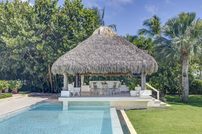 Luxury Villa Photo #4