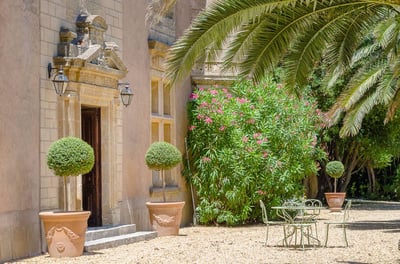 Luxury Villa Photo #6