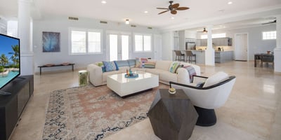 Luxury Villa Photo #15