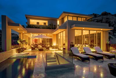 Luxury Villa Photo #3