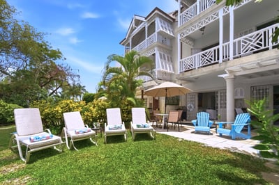 Luxury Villa Photo #3