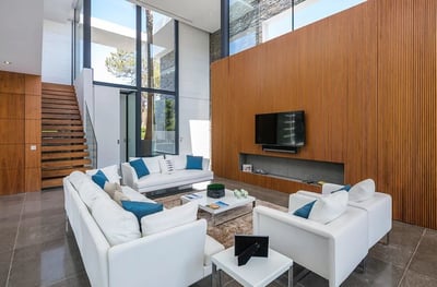 Luxury Villa Photo #20