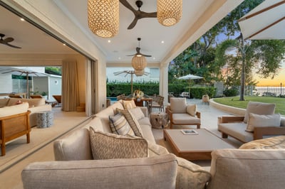 Luxury Villa Photo #10