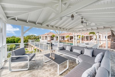 Luxury Villa Photo #10