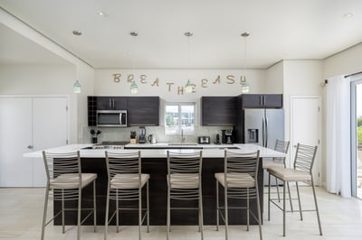 Luxury Villa Photo #17