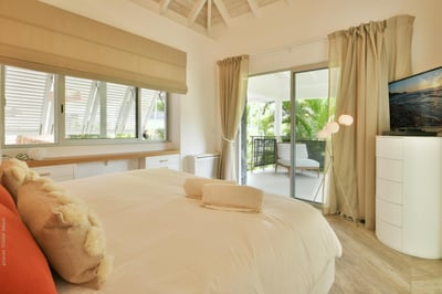 Luxury Villa Photo #50