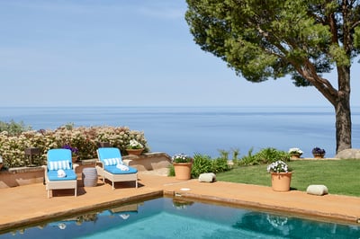 Luxury Villa Photo #4